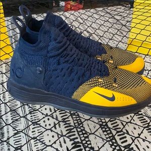 Nike KD11  Kevin Durant Basketball sneakers